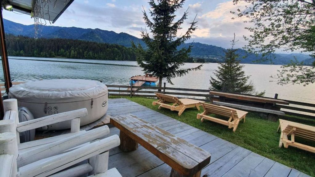 Размещение возле озера Колибита в Доме рыбака