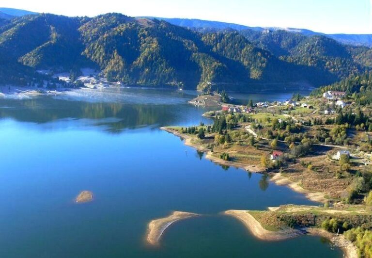 lacul colibita 1 684742083